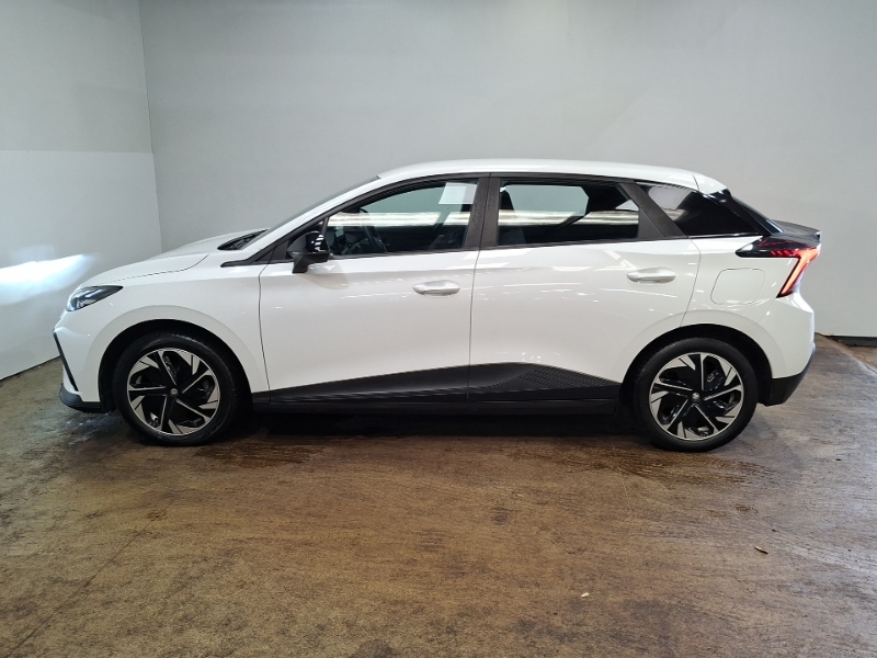 MG MG4 150Kw Se Ev Long Range 64Kwh White #4