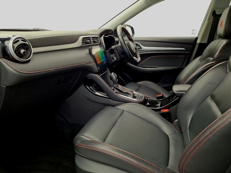 MG ZS 1.0T Gdi Exclusive Dct Black #5