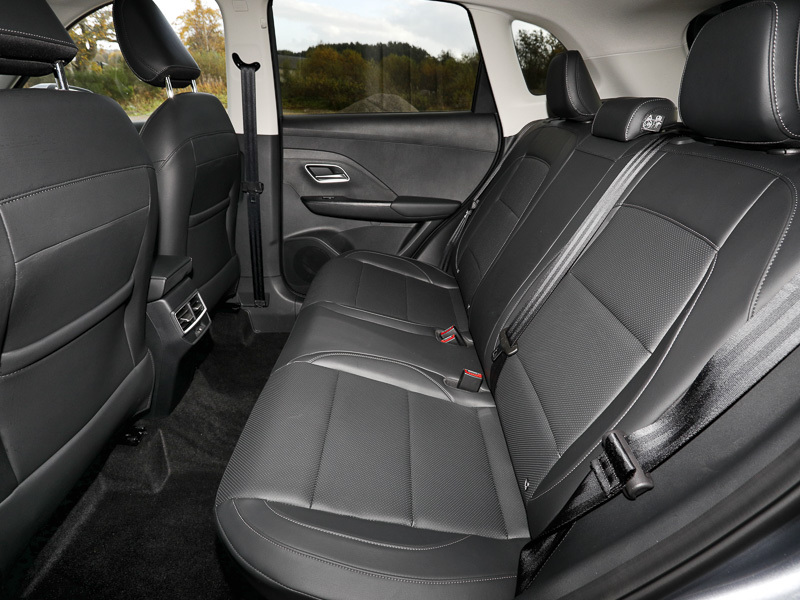MG ZS 1.5 Hybrid Trophy Black #6