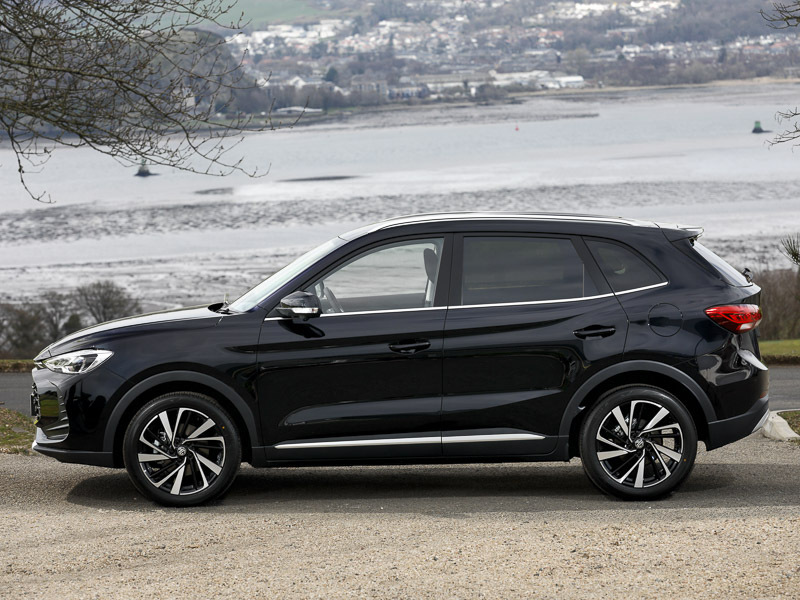 MG ZS 1.5 Hybrid Trophy Black #4