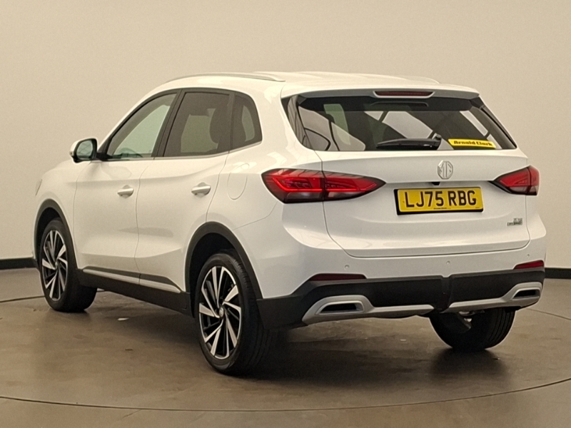 MG ZS 1.5 Hybrid Trophy White #2