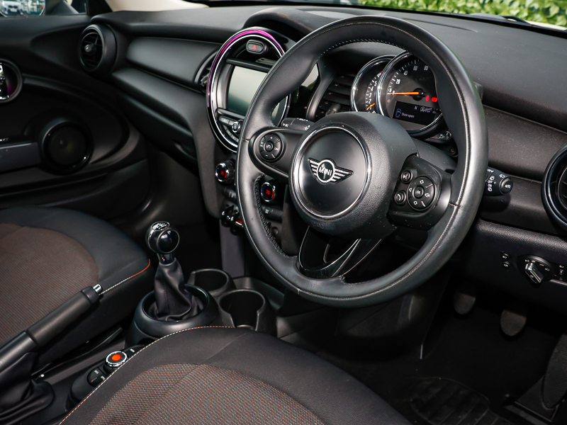 Mini Hatch 1.5 Cooper Euro 6 Ss Red #11
