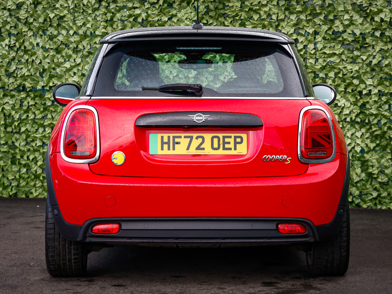 Mini Hatch Cooper Exclusive Steptronic Euro 6 Red #8