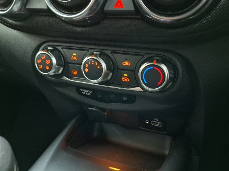 Nissan Juke Tekna Grey #16