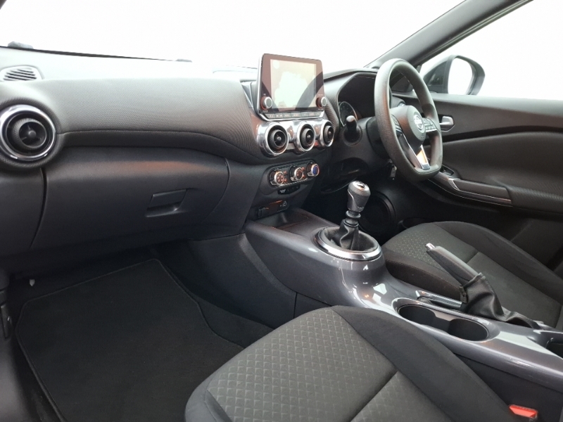 Nissan Juke Tekna Grey #5