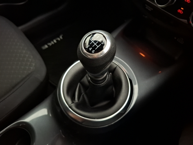 Nissan Juke Tekna Grey #15