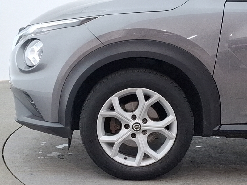 Nissan Juke Tekna Grey #19