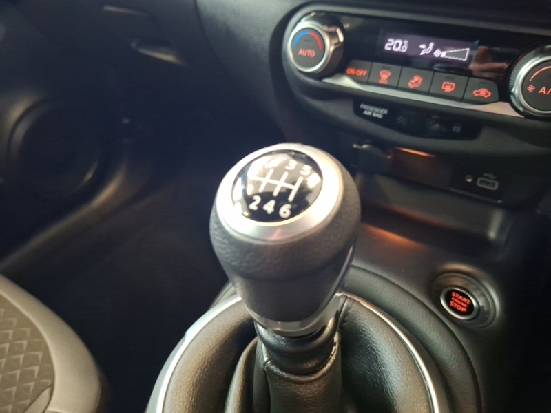 Nissan Juke N-connecta Grey #14