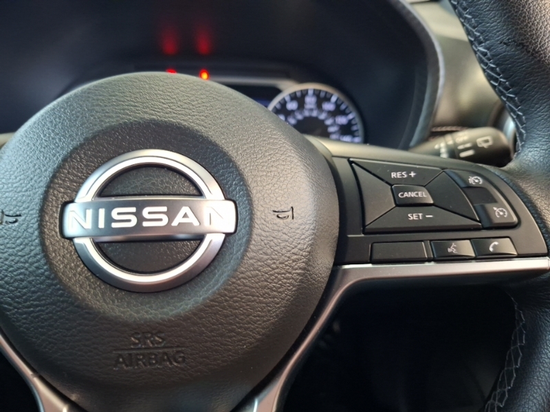 Nissan Juke N-connecta Grey #13