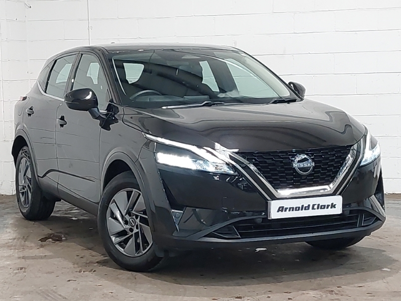 Nissan Qashqai 1.3 Dig-t Mh Acenta Premium Black