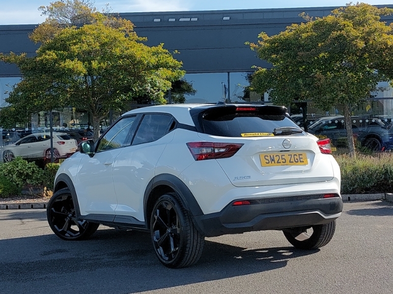 Nissan Juke 1.0 Dig-t Tekna White #2