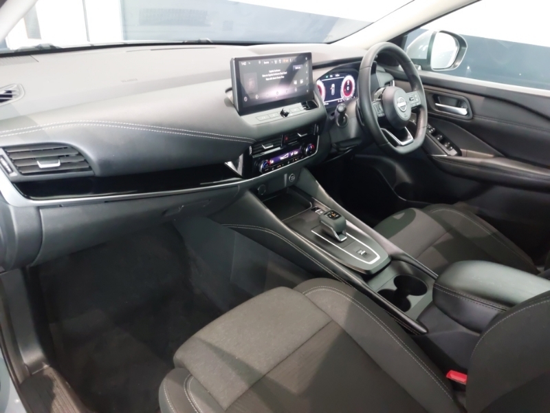Nissan Qashqai 1.3 Dig-t Mh 158 N-connecta Glass Rf Xtronic Grey #5