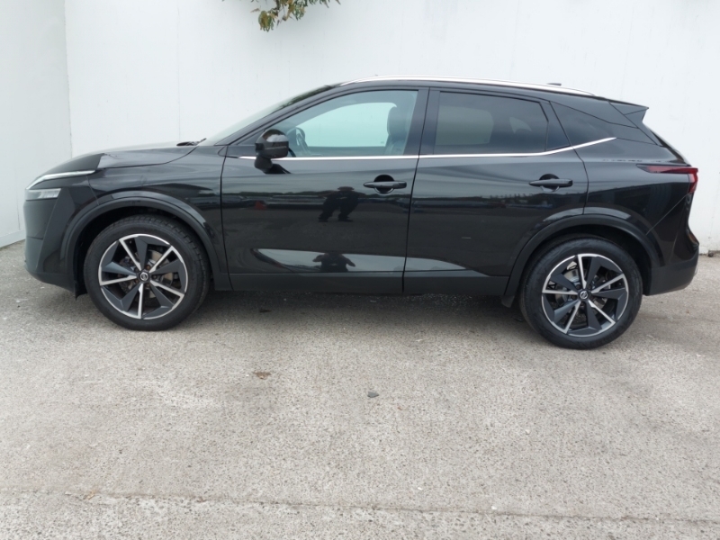 Nissan Qashqai 1.3 Dig-t Mh Tekna Black #4