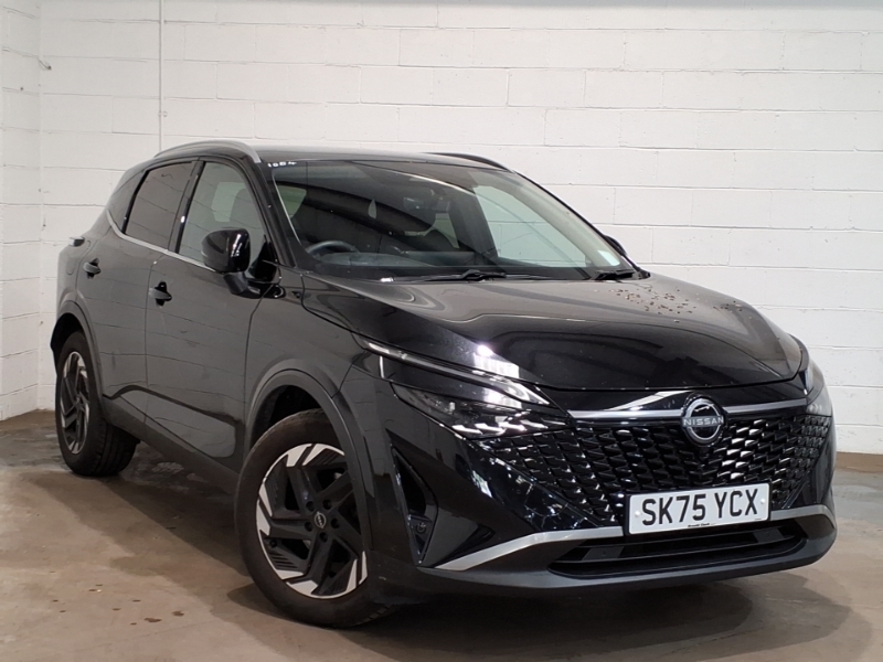 Nissan Qashqai 1.3 Dig-t Mh 158 N-connecta Glass Rf Xtronic Black