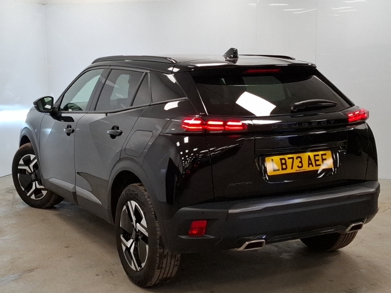 Peugeot 2008 1.2 Puretech 130 Allure Black #2