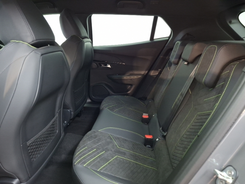 Peugeot 2008 1.2 Puretech 130 Gt Premium Eat8 Grey #6