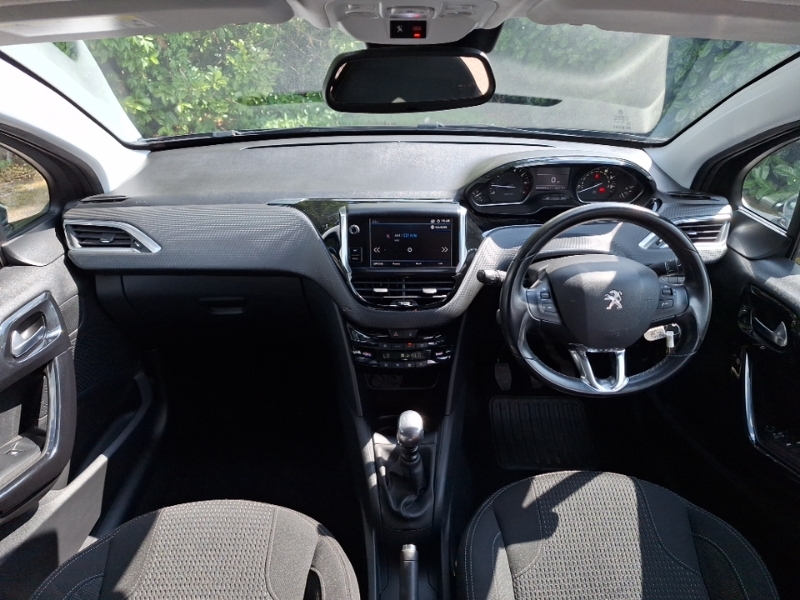 Peugeot 208 1.2 Puretech 110 Tech Edition Grey #3
