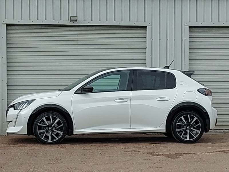 Peugeot 208 1.2 Puretech 130 Gt Premium Eat8 White #4