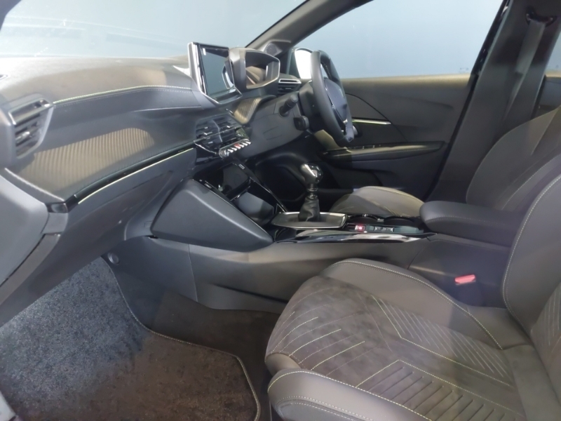 Peugeot 208 Hatchback 1.2 Puretech 100 Gt Premium Black #5
