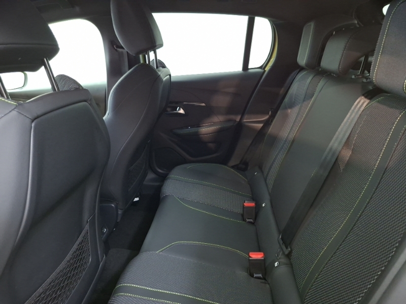 Peugeot 208 1.2 100 Turbo Gt Yellow #6
