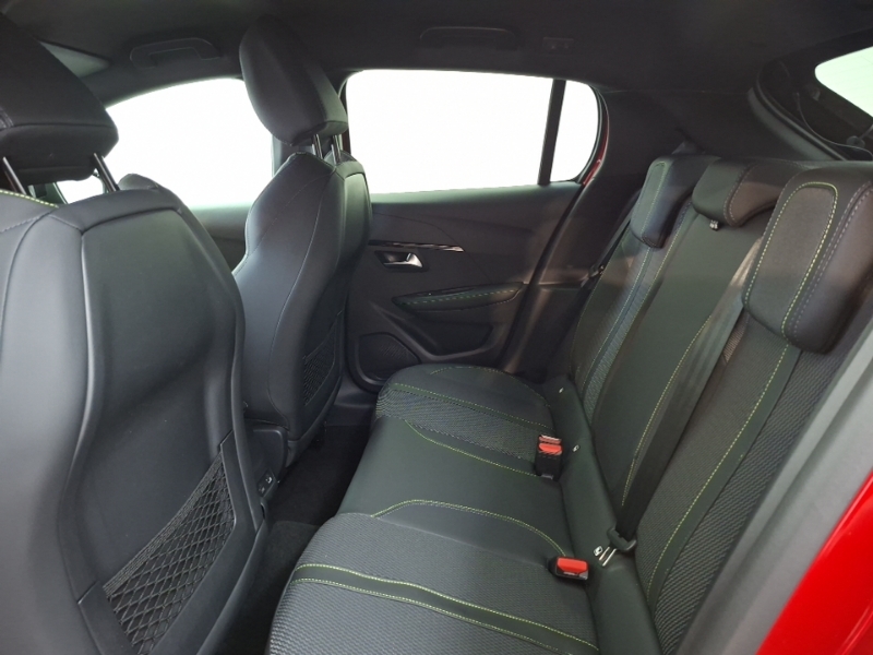 Peugeot 208 1.2 100 Turbo Gt Red #6