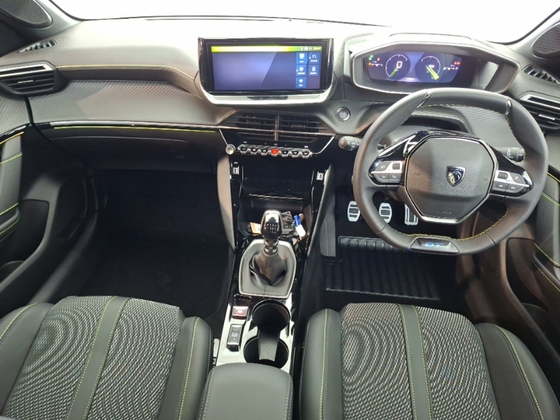 Peugeot 208 1.2 100 Turbo Gt Black #3