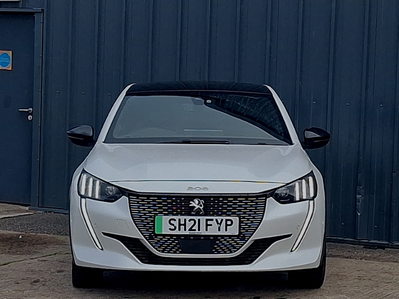 Peugeot e-208 50Kwh Gt White #14