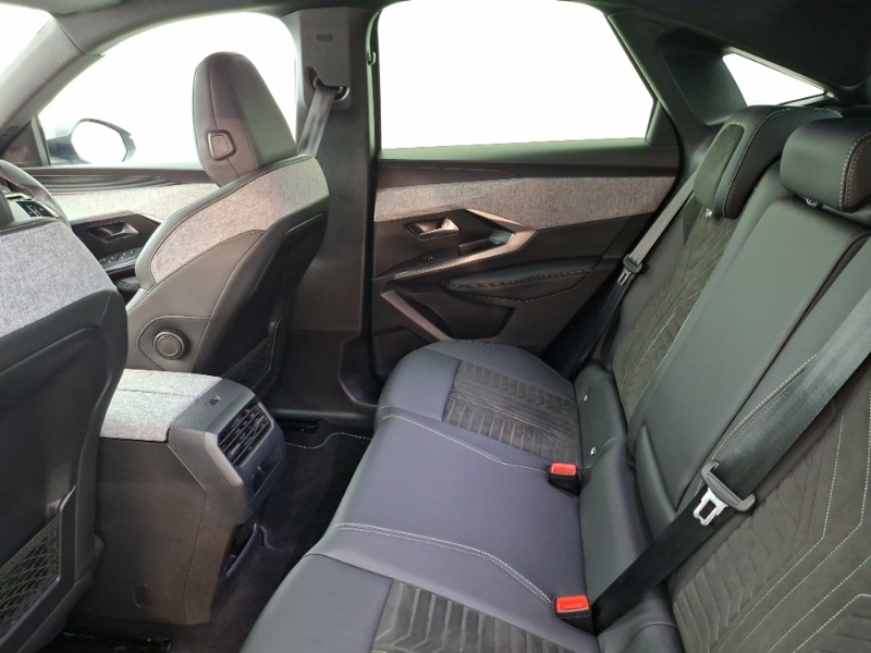 Peugeot 3008 1.2 Hybrid 136 Gt E-dsc6 Blue #6