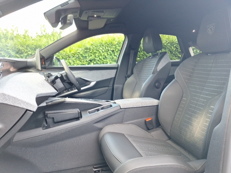 Peugeot 3008 1.2 Hybrid 145 Gt E-dsc6 Grey #5
