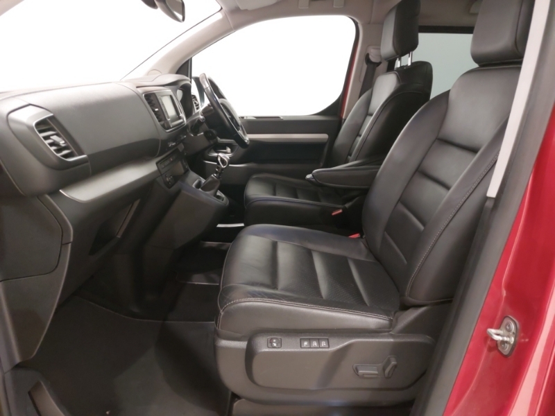 Peugeot Traveller 2.0 Bluehdi 150 Allure Standard Red #5