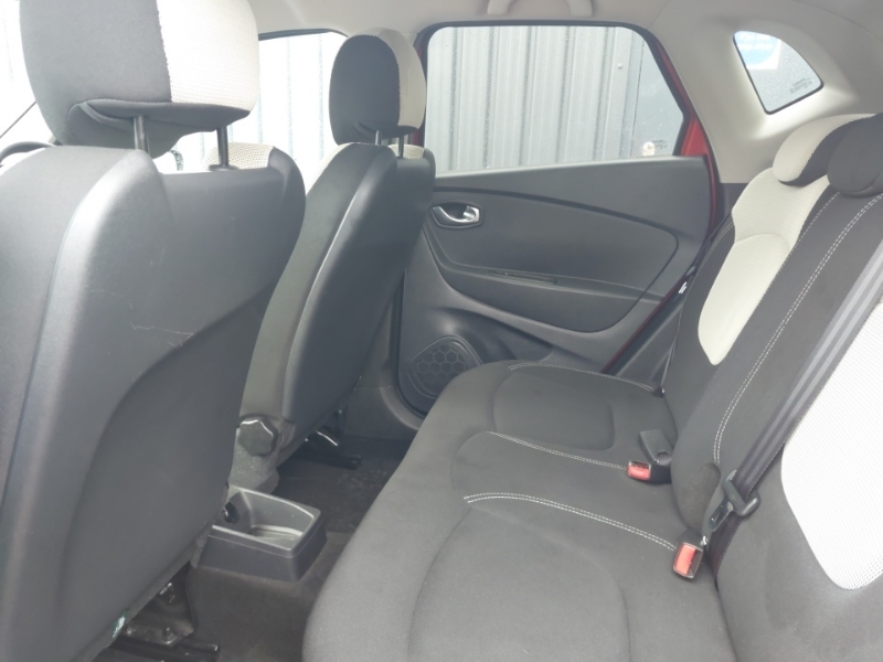 Renault Captur 0.9 Tce 90 Iconic Red #6