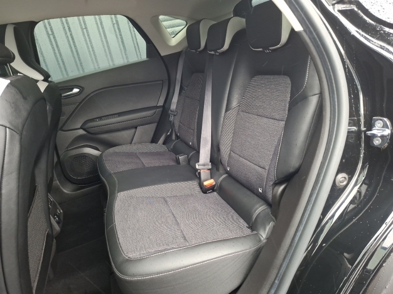 Renault Captur 1.0 Tce 90 Se Edition Black #6
