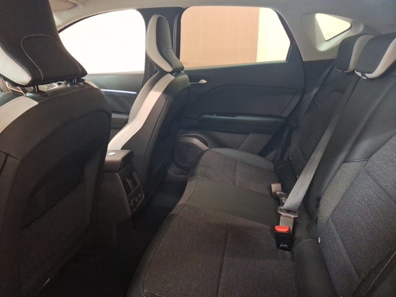 Renault Captur 1.6 E-tech Full Hybrid 145 Techno Red #6
