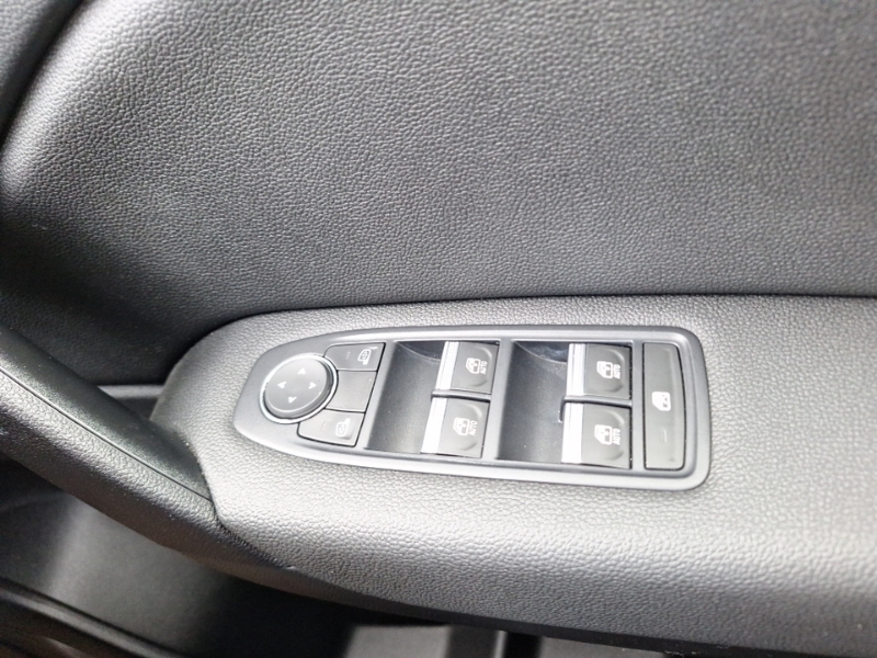 Renault Captur 1.3 Mild Hybrid 140 Evolution Grey #16