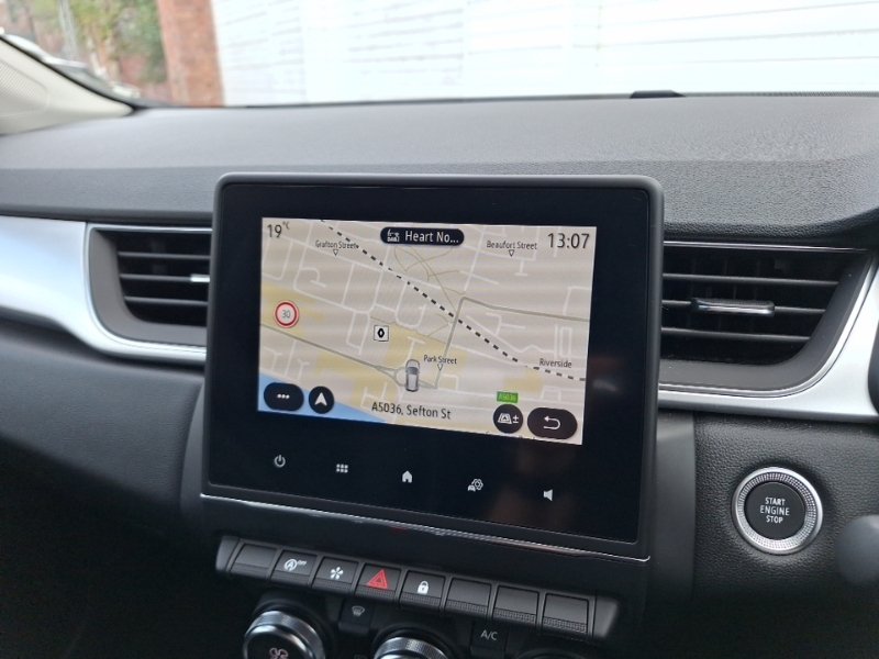 Renault Captur 1.3 Mild Hybrid 140 Evolution Grey #10