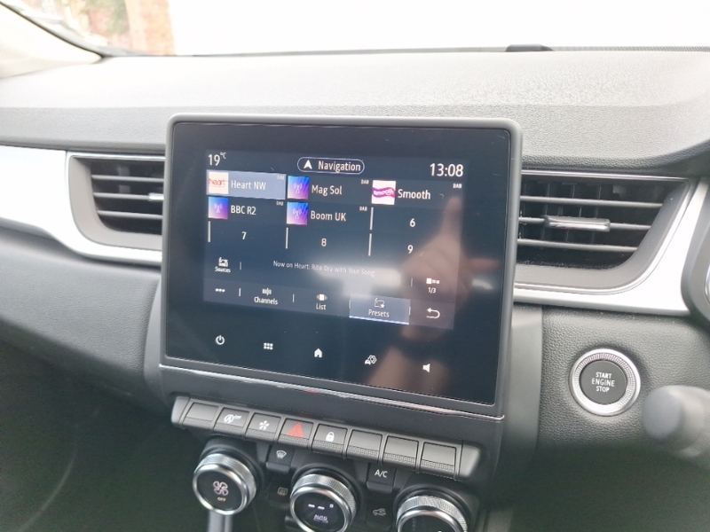 Renault Captur 1.3 Mild Hybrid 140 Evolution Grey #11