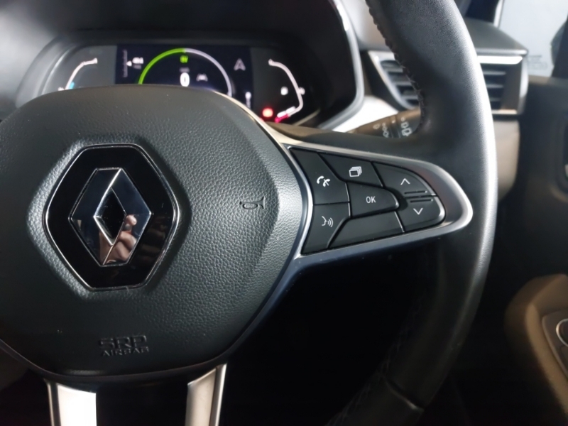 Renault Clio Iconic Black #13