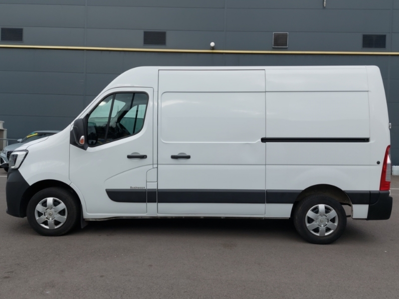 Renault Master Mm35dci 135 Business Medium Roof Van White #3
