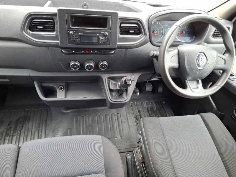 Renault Master Lm35dci 135 Business Medium Roof Van White #3