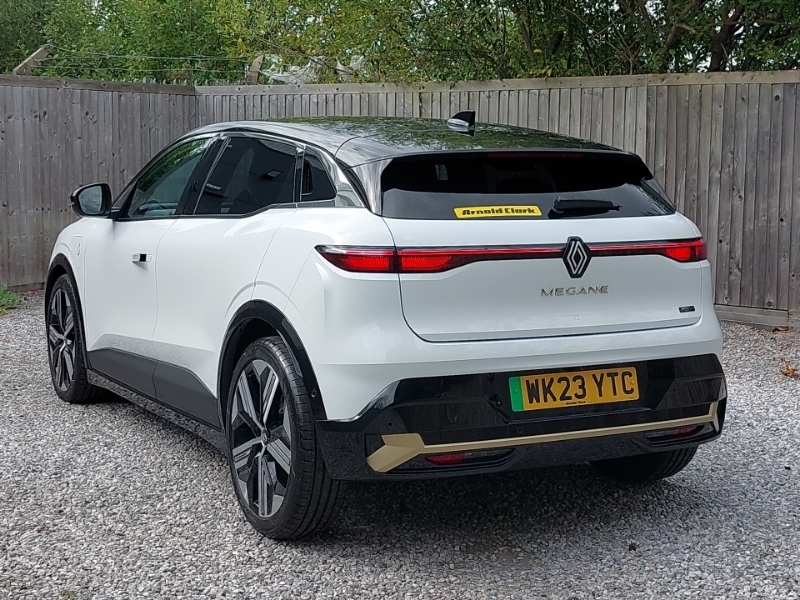 Renault Megane E-Tech Ev60 160Kw Iconic 60Kwh Optimum Charge White #2
