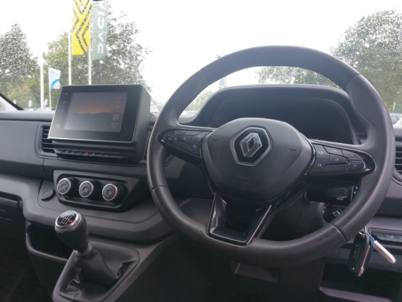 Renault Trafic 2L Start White #7