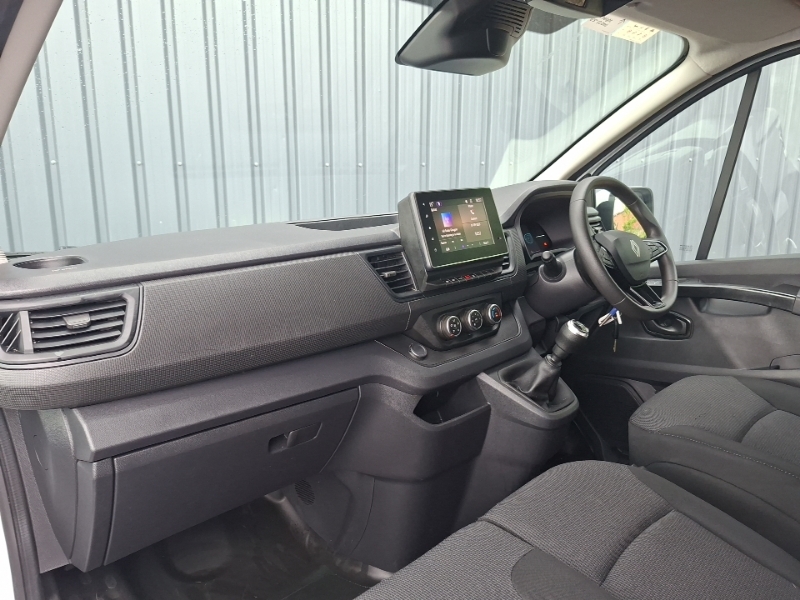 Renault Trafic Ll30 Blue Dci 130 Advance Safety Van White #3