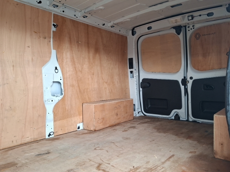 Renault Trafic Ll30 Blue Dci 130 Advance Safety Van White #6