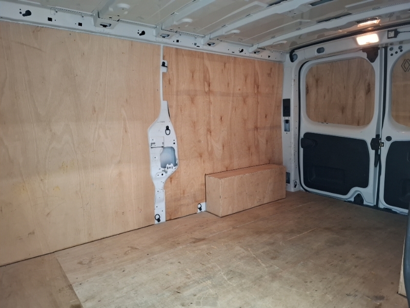 Renault Trafic Ll30 Blue Dci 130 Advance Safety Van White #6