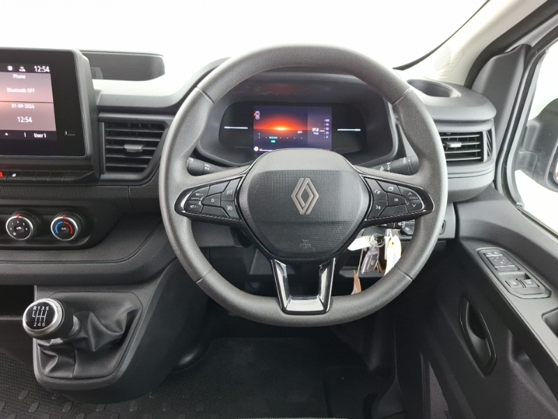 Renault Trafic Advance White #8