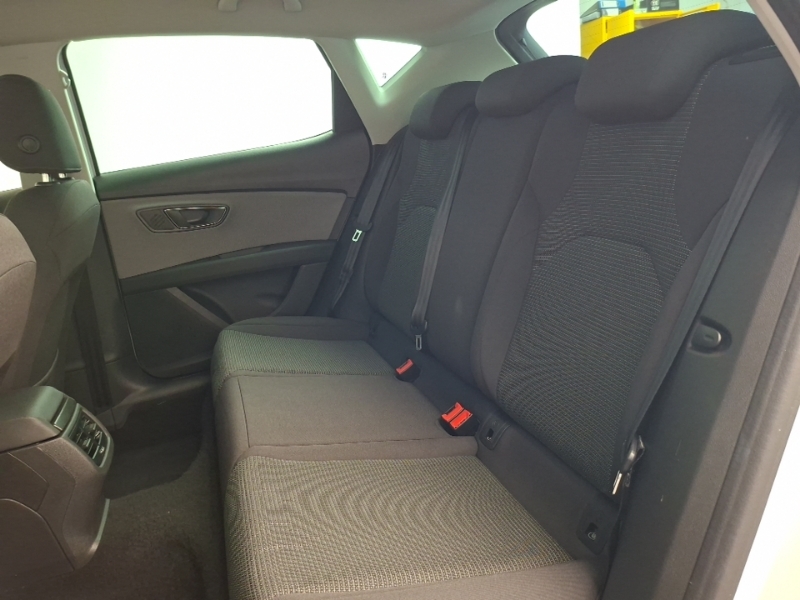 Seat Leon 1.0 Tsi Se Dynamic Ez White #6