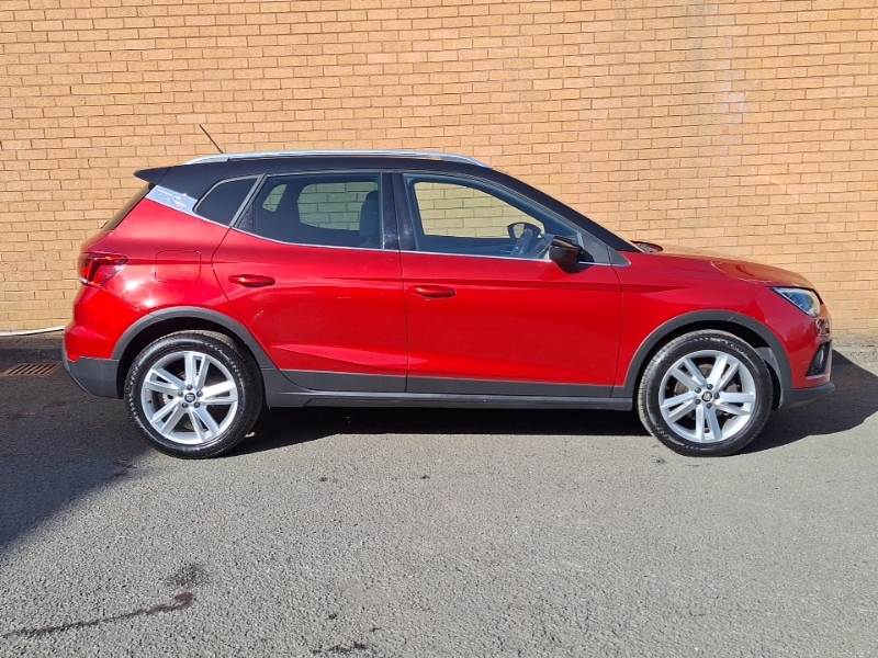Seat Arona 1.0 Tsi 115 Fr Ez Red #4