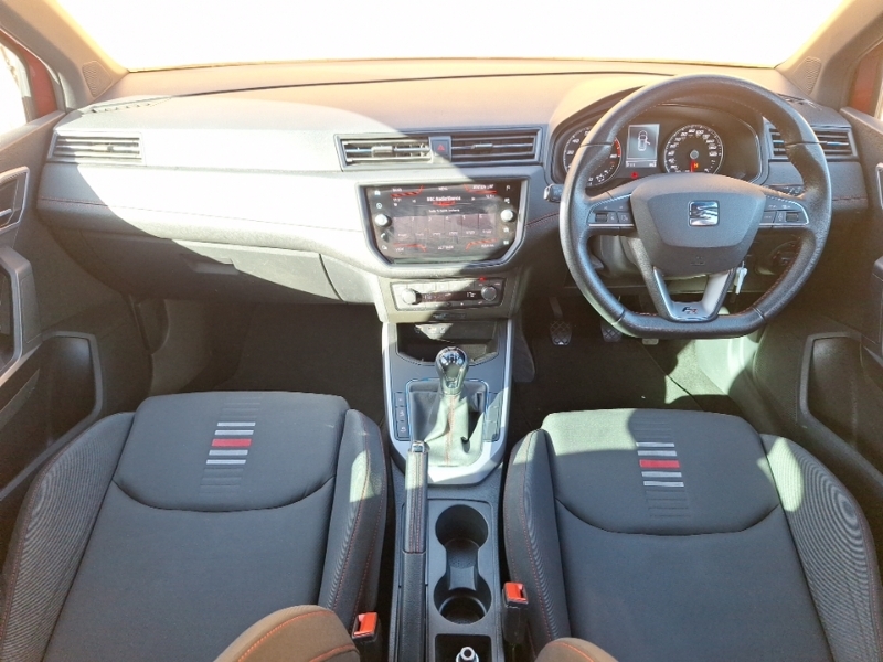 Seat Arona 1.0 Tsi 115 Fr Ez Red #3