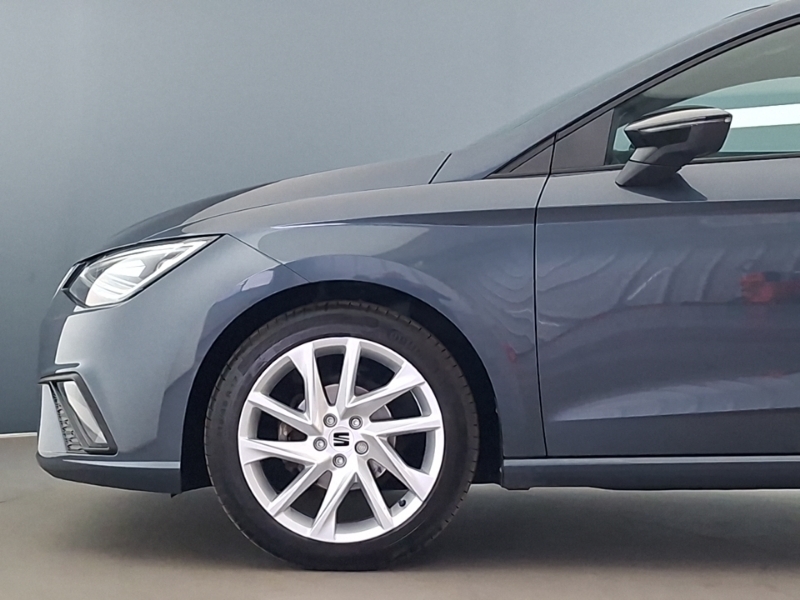 Seat Ibiza Hatchback White #19