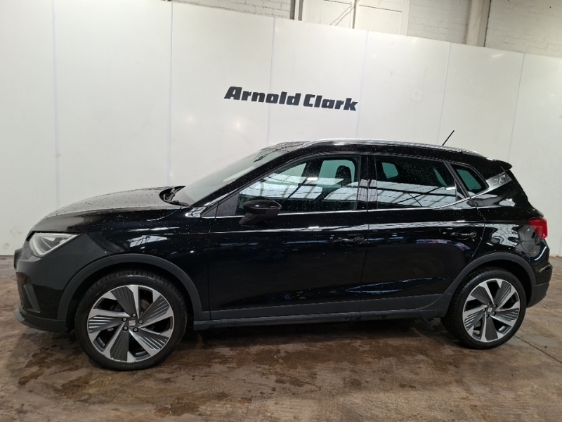 Seat Arona 1.0 Tsi 115 Fr Sport Dsg Black #4